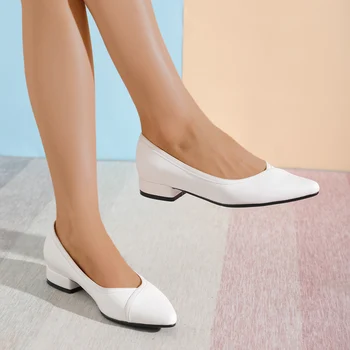 Piattaforma Scarpe da Donna Pompe 2021 Nero Bianco Scarpe Medio Tacchi Bianco Scarpe donna Abito Sposa senza Tacchi sapatos