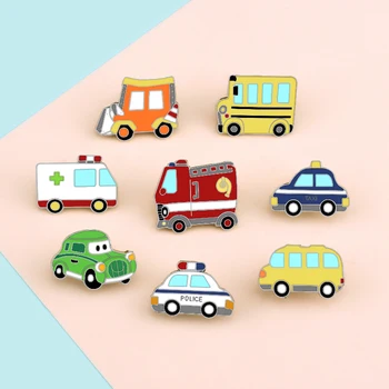 Classic Cars Smalto Pin Carino Ambulanza del Fuoco di Taxi, Autobus Spille per Amica Bambini Vestiti Zaino Cappello Distintivi Distintivo Gioielli Regalo