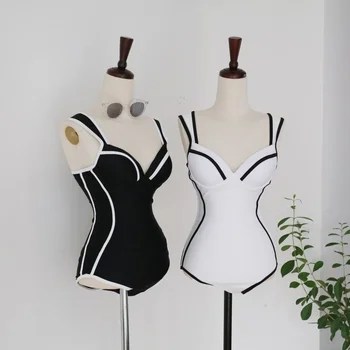 2023 unico pezzo Costume da bagno delle Donne coreano Temperamento in Bianco e Nero Primavera Calda Costume da bagno