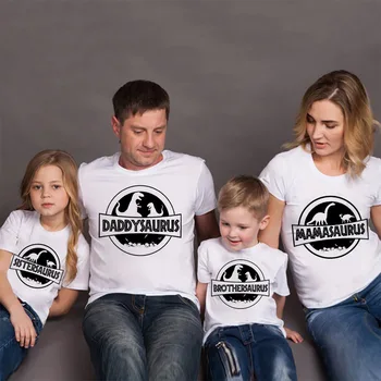 Famiglia Di Abbinare Abiti Impronta Di Dinosauro E La Famiglia I Vestiti Di Papà, Mamma, Figlio, Figlia Shirt Baby Body Family Look Tee Famiglia Shirt