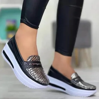 Scarpe da ginnastica Donne Designer di Moda Casual Scarpe Slip On Scarpe Piattaforma Zapatillas Chunky Tacchi Mocassini Vulcanizzano Scarpe sapatos